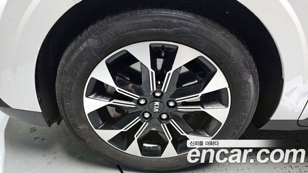 Kia Carnival 2021, фото 5
