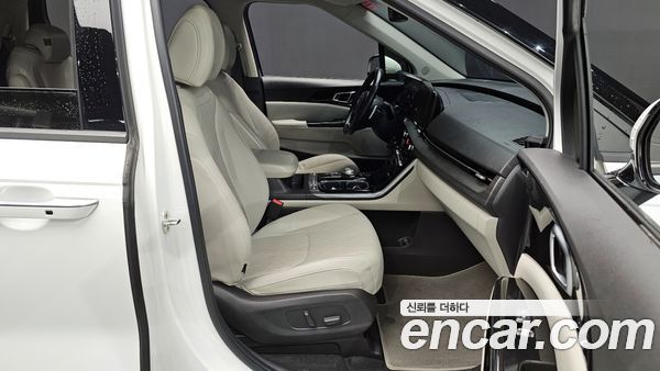Kia Carnival 2021, фото 16