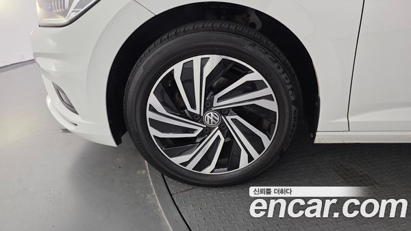 Volkswagen Jetta 2021, фото 5