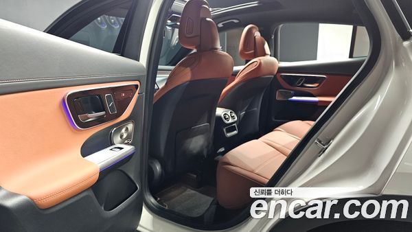 Mercedes-Benz GLC 2025, фото 16