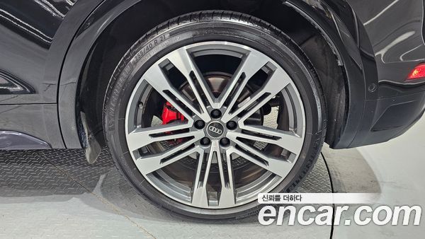 Audi SQ5 2021, фото 5