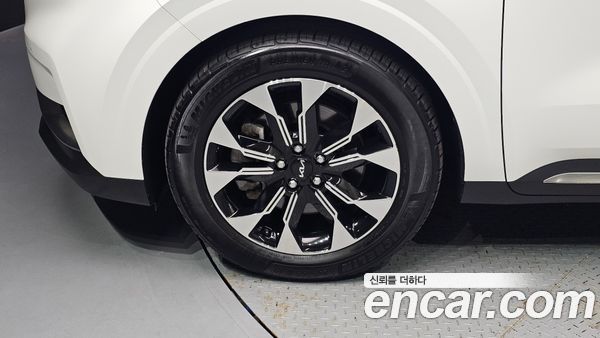 Kia Carnival 2023, фото 5