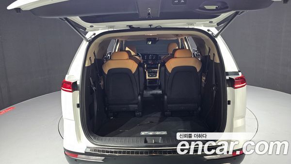 Kia Carnival 2023, фото 20