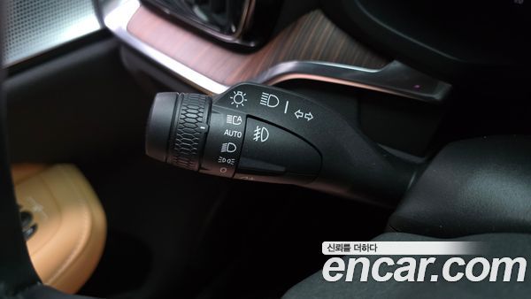 Volvo S60 2024, фото 29
