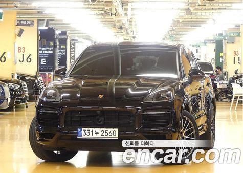 Porsche Cayenne 2023, фото 3