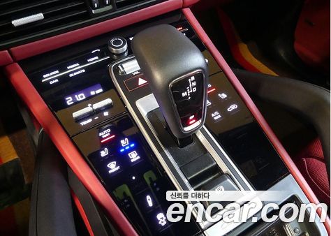 Porsche Cayenne 2023, фото 9
