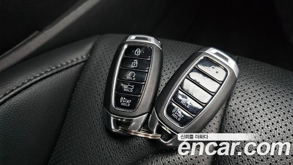 Hyundai Elantra 2023, фото 20