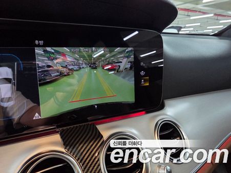 Mercedes-Benz E-Class 2021, фото 7