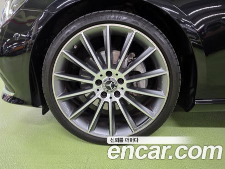 Mercedes-Benz E-Class 2021, фото 14