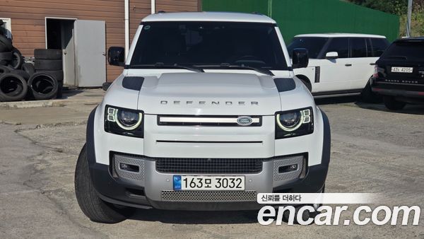 Land Rover Defender 2022, фото 3