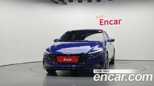 Hyundai Elantra 2021, фото 3