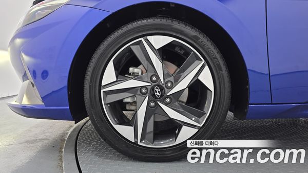 Hyundai Elantra 2021, фото 5