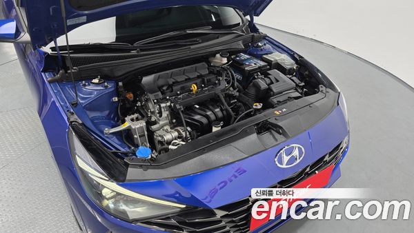 Hyundai Elantra 2021, фото 6