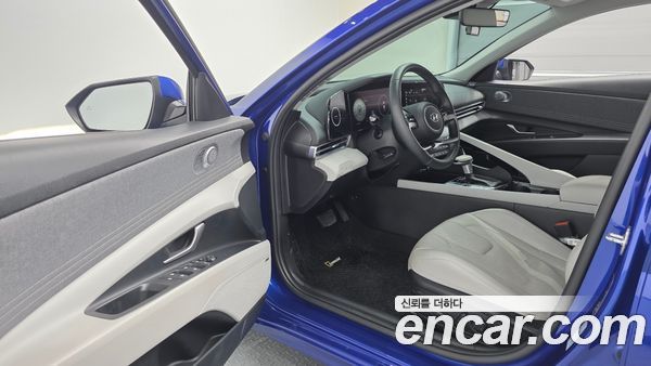 Hyundai Elantra 2021, фото 10