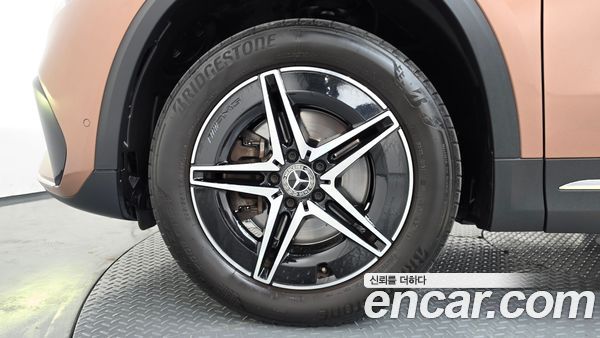Mercedes-Benz EQA 2022, фото 5