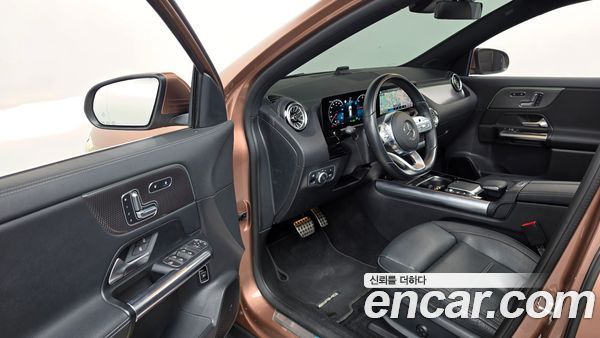 Mercedes-Benz EQA 2022, фото 13