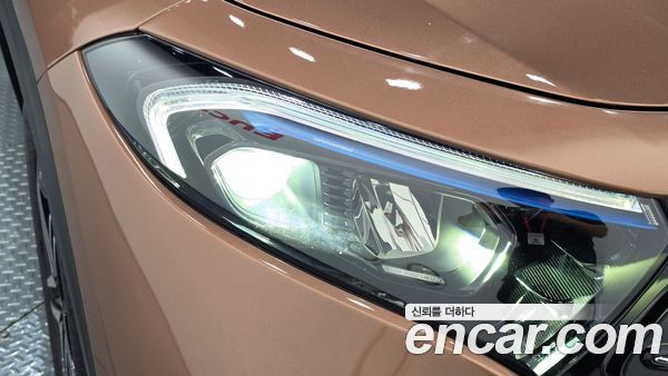 Mercedes-Benz EQA 2022, фото 8