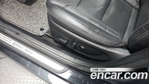 Hyundai Grandeur 2022, фото 24