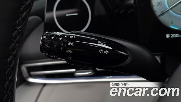 Hyundai Elantra 2021, фото 27