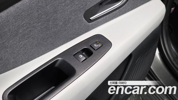 Hyundai Elantra 2021, фото 30