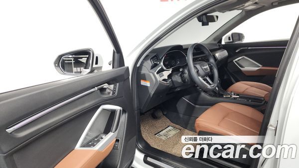 Audi Q3 2025, фото 13