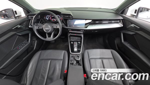 Audi A3 2023, фото 10