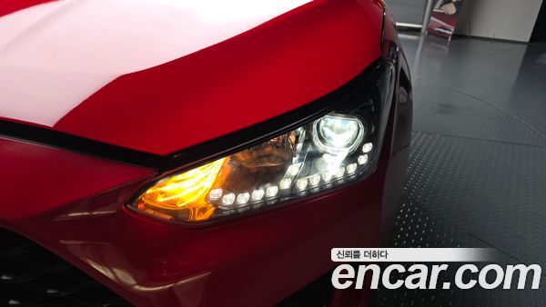 Hyundai Veloster 2020, фото 8