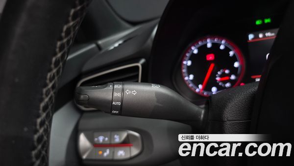 Hyundai Veloster 2020, фото 38