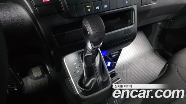 Hyundai Staria 2022, фото 12