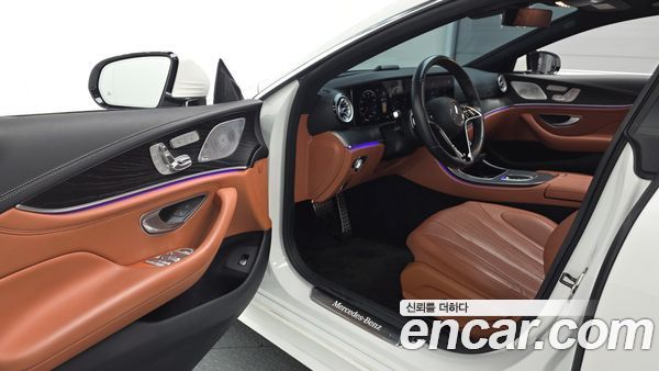Mercedes-Benz CLS 2023, фото 10