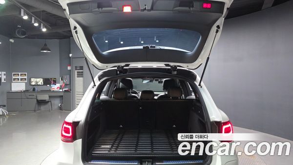 Mercedes-Benz GLC 2021, фото 25
