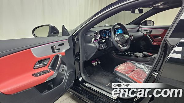 Mercedes-Benz CLA 2021, фото 13
