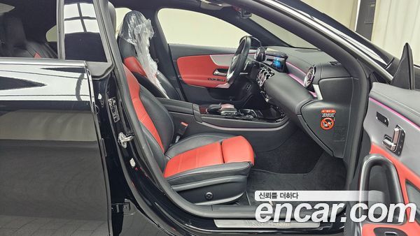 Mercedes-Benz CLA 2021, фото 16