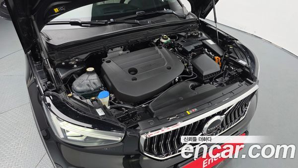 Volvo XC40 2023, фото 6