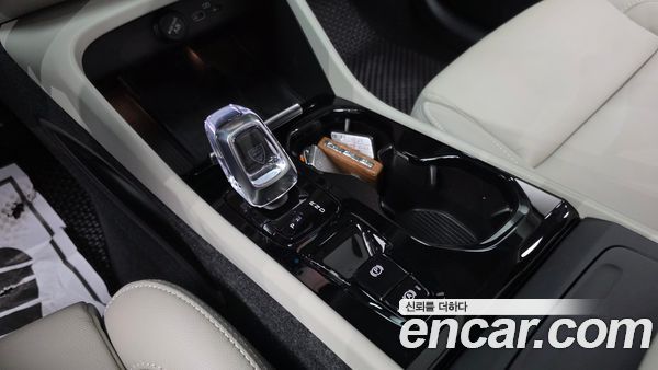 Volvo XC40 2023, фото 12