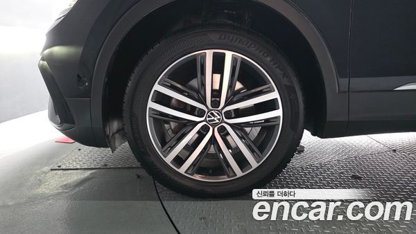 Volkswagen Tiguan 2023, фото 5