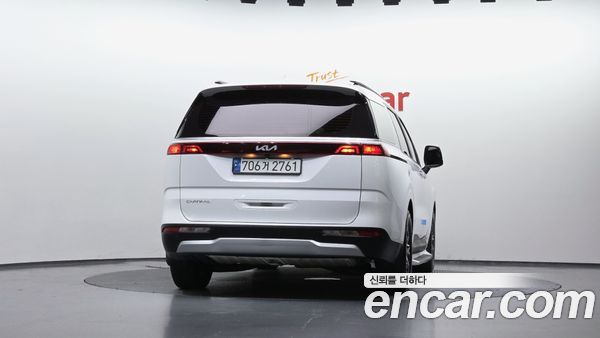 Kia Carnival 2023, фото 4