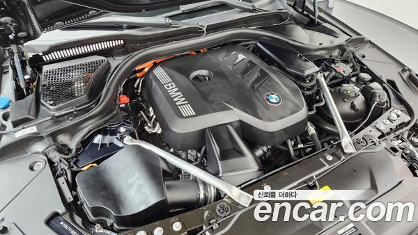 BMW 5 Series 2025, фото 6