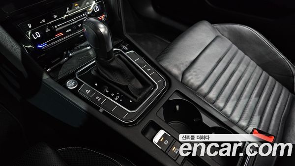 Volkswagen Passat 2021, фото 9