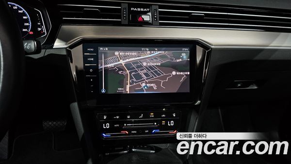 Volkswagen Passat 2021, фото 12