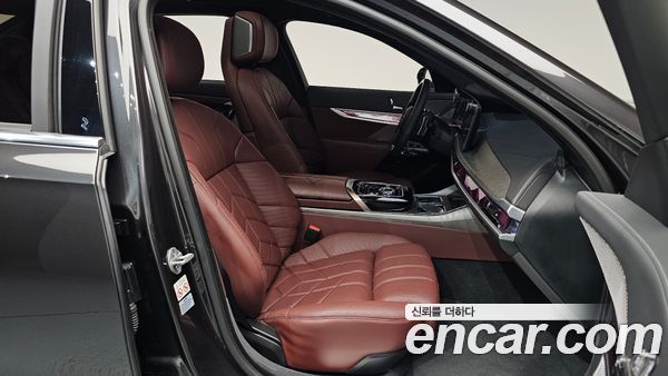 BMW 7 Series 2023, фото 15