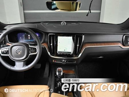 Volvo V60 2023, фото 7