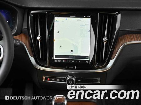 Volvo V60 2023, фото 14