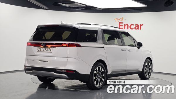 Kia Carnival 2021, фото 2