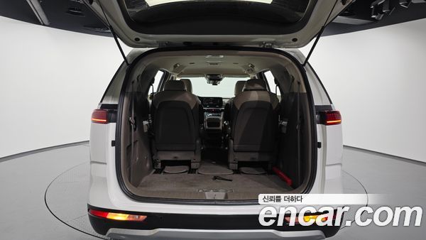 Kia Carnival 2021, фото 26