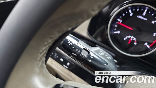 Kia Carnival 2021, фото 31