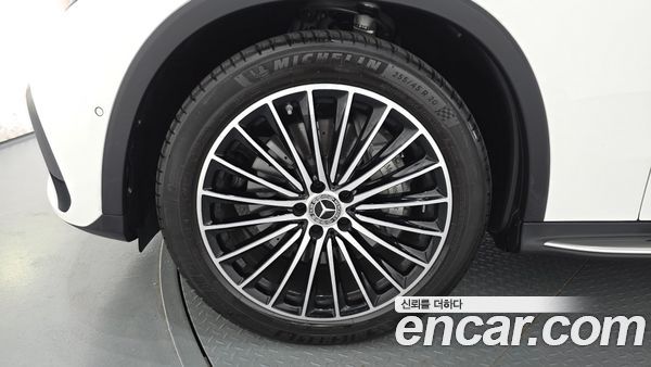 Mercedes-Benz GLC 2025, фото 5