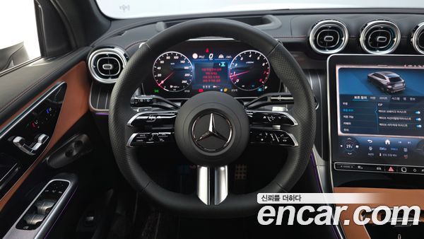 Mercedes-Benz GLC 2025, фото 20