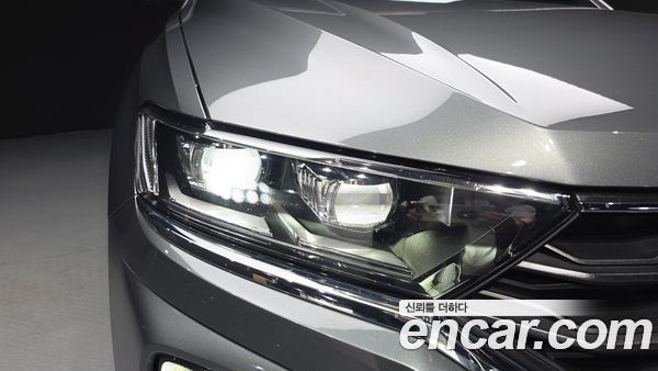 Volkswagen T-Roc 2021, фото 8