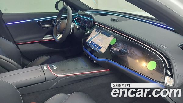 Mercedes-Benz E-Class 2024, фото 13